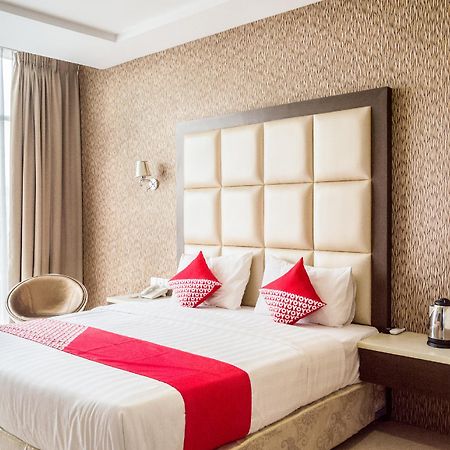 Oyo 676 Hotel Osaka Batam Eksteriør bilde