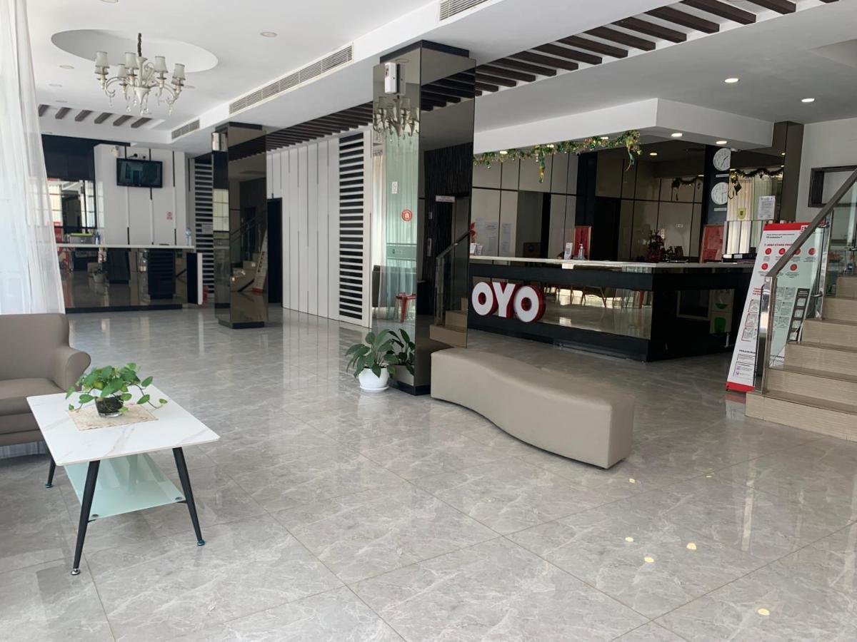 Oyo 676 Hotel Osaka Batam Eksteriør bilde