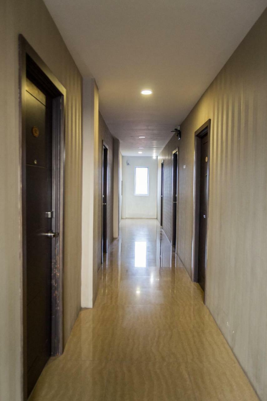 Oyo 676 Hotel Osaka Batam Eksteriør bilde